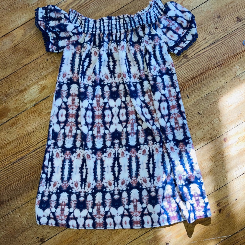 Off the shoulder girls dress.